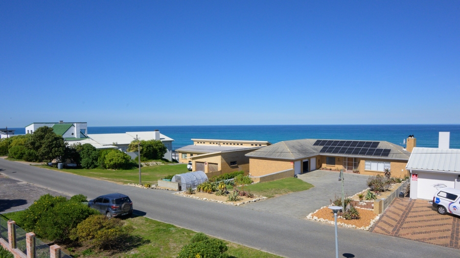 4 Bedroom Property for Sale in Oceanview Heights Western Cape